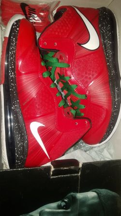 Nike Lebron 8 v/2 Christmas colorway