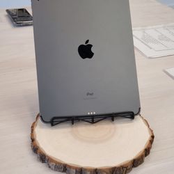 Apple IPad Pro 12.9in 3rd Gen LTE - Buy in full or from $1 Today and the rest later 🤗