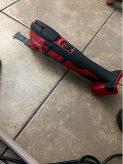 Milwaukee oscillating tool