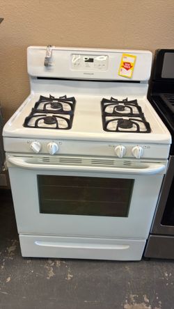 Nice Frigidaire gas stove