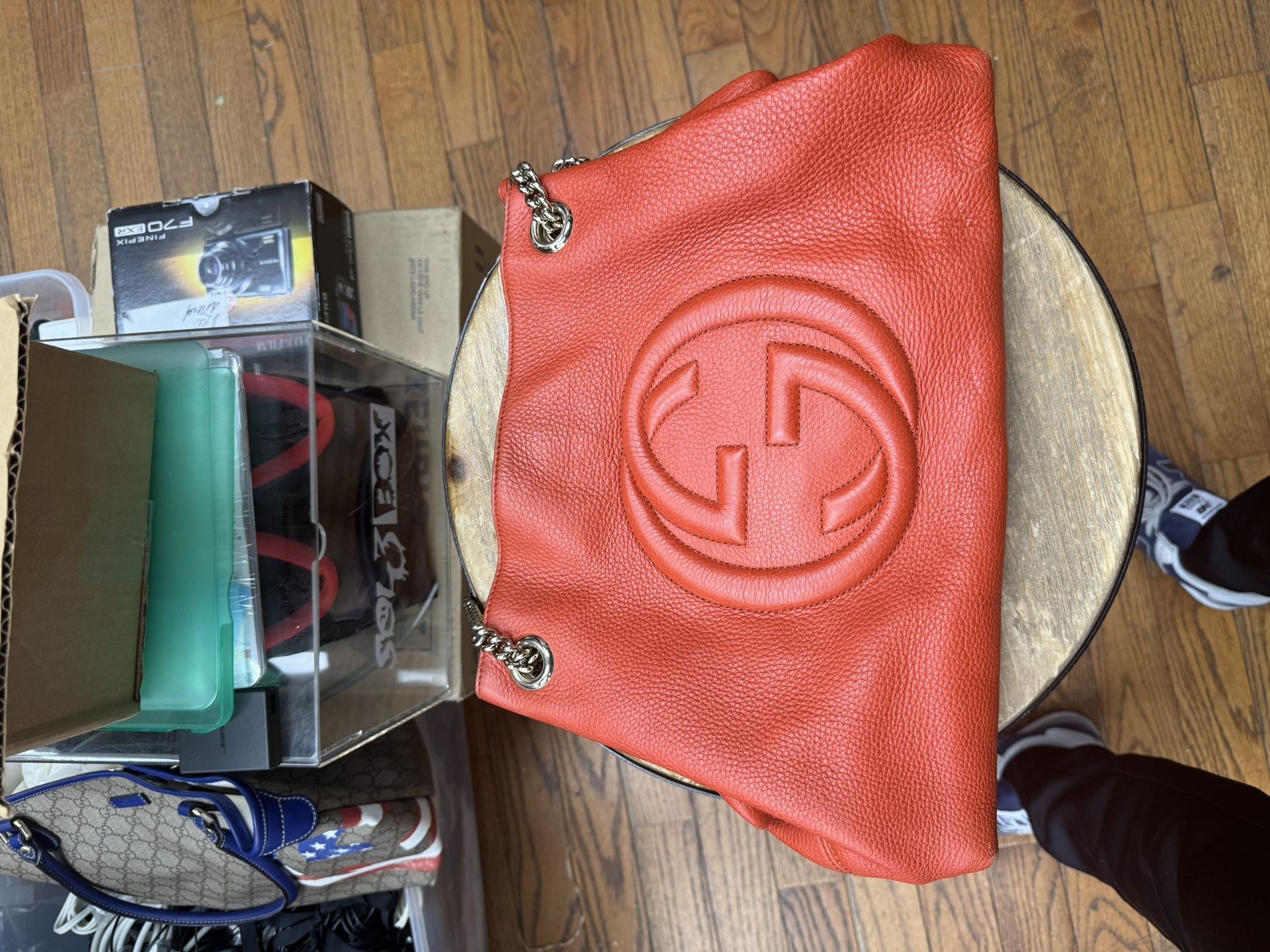 Gucci Medium Soho Chain Tote