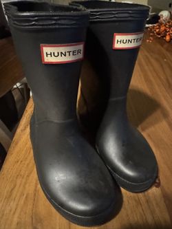 HUNTER EXCELLENT CONDITION SIZE 8 TODDLER