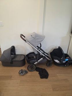 Uppababy Cruz v2 full set travel system