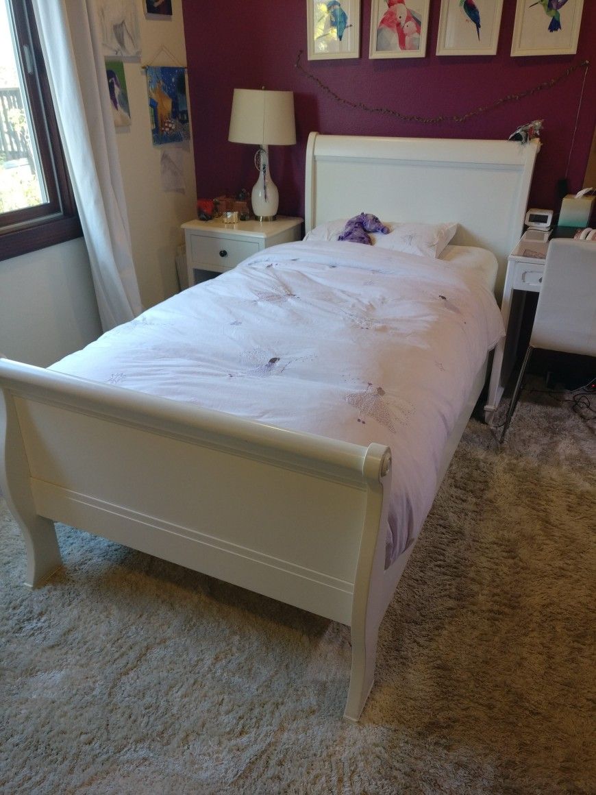 Pottery Barn Kids Twin Logan Bed Frame and matching Nightstand