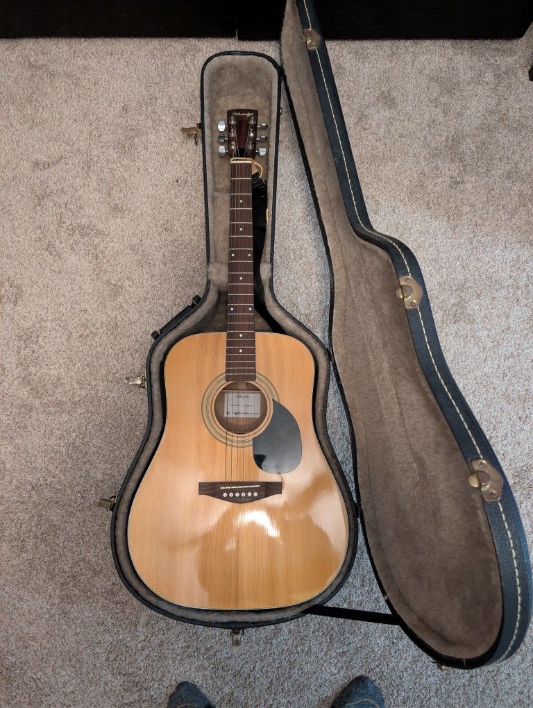Blue ridge Acoustic Guitar 700$
