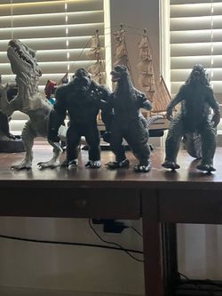 Godzilla toys and jurassic World toy