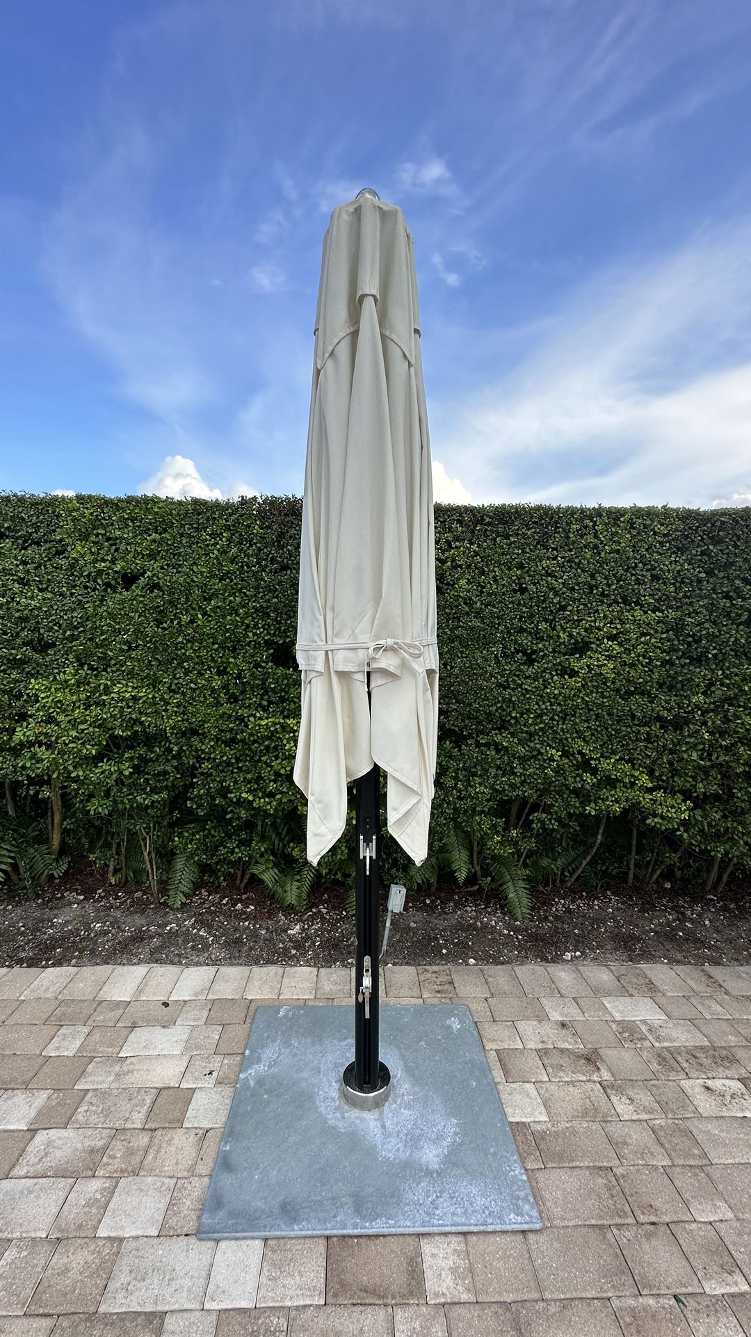 Tuuci Umbrella