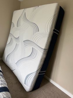 King size mattress almost new