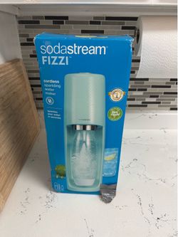 Soda Stream Fizzi (New in Open Box)
