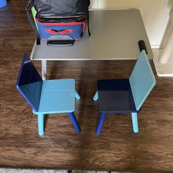 Kids Table And Chairs 