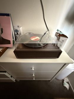 Wood Finish Retro Record Player