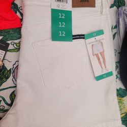 Chores De Mujet Size 12$10