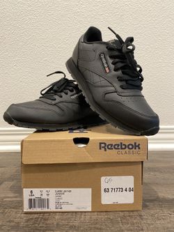 Reebok Classic Leather Shoes - size 6Y *Brand New*
