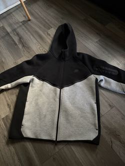 Nike tech