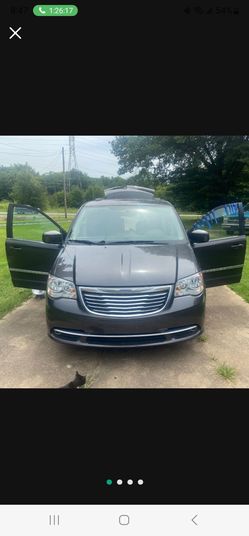 2016 Chrysler Town & Country
