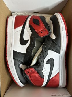 Jordan 1 Satin Black Toe