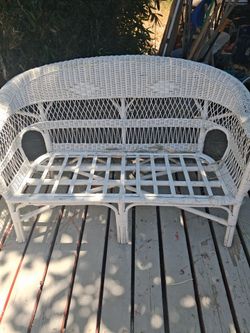 Wicker love seat