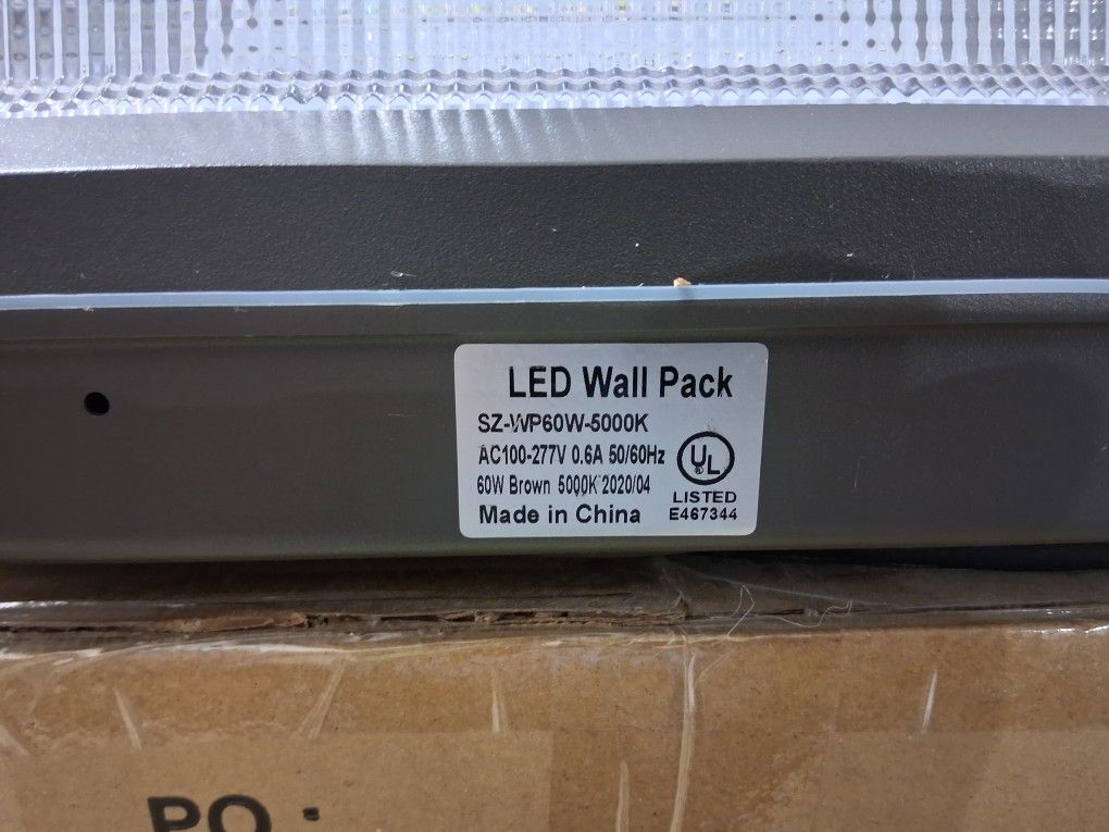 Led. Wallpack