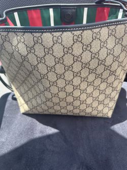 Authentic Gucci purse