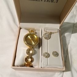 BRAND NEW NEVER WORN Gold Ellen Tracy Jewelry Set