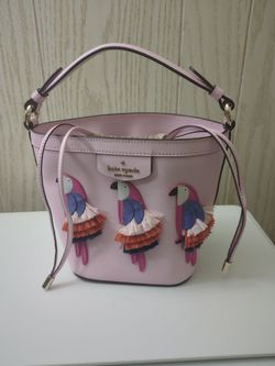 Kate Spade 🦜 Parrot bucket bag