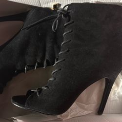 Black Heels Size 7