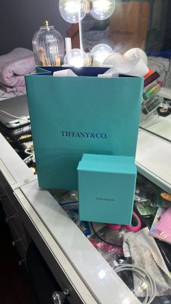 Tiffany & Co. Signature Blue Gift Bag with Matching