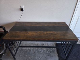 Table with bench seats