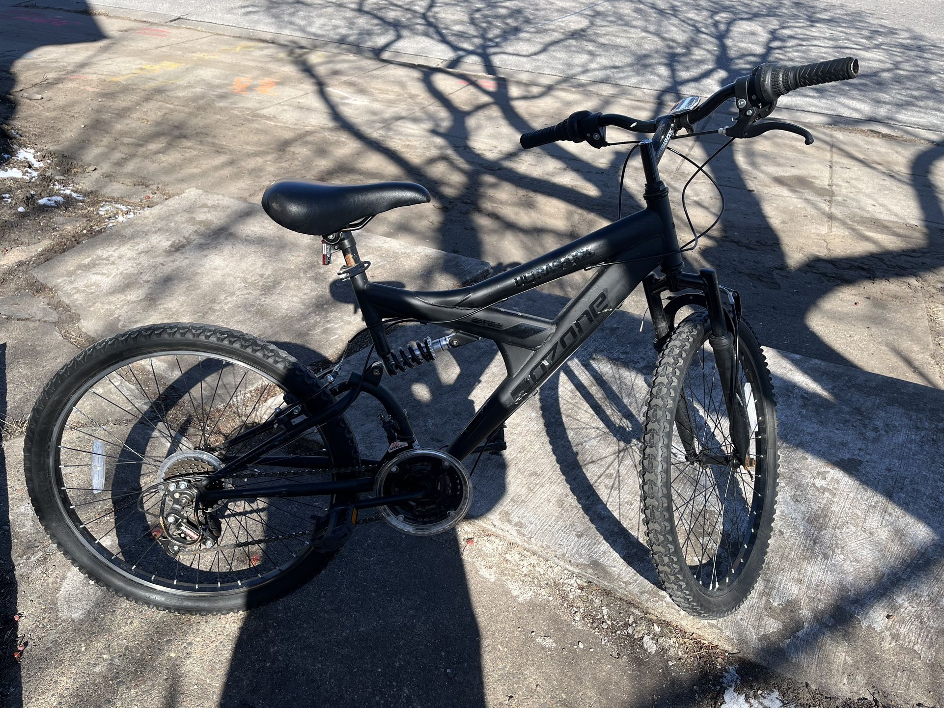 OZONE MOUNTAIN BIKE 