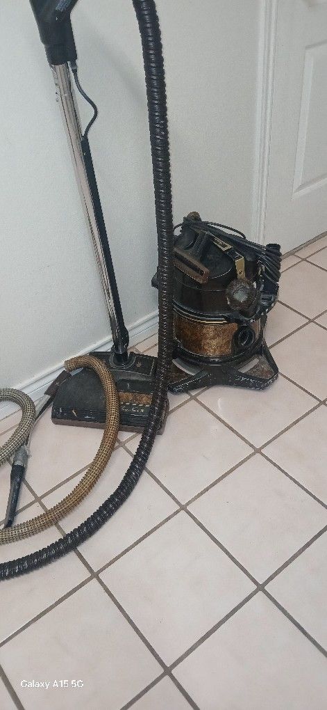 Rainbow Vacuum Cleaner 