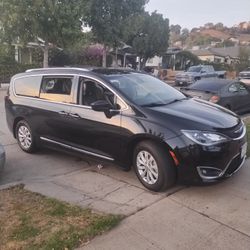 2018 Chrysler Pacifica