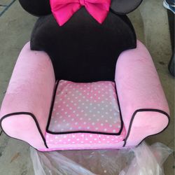 Mini Mouse Chair