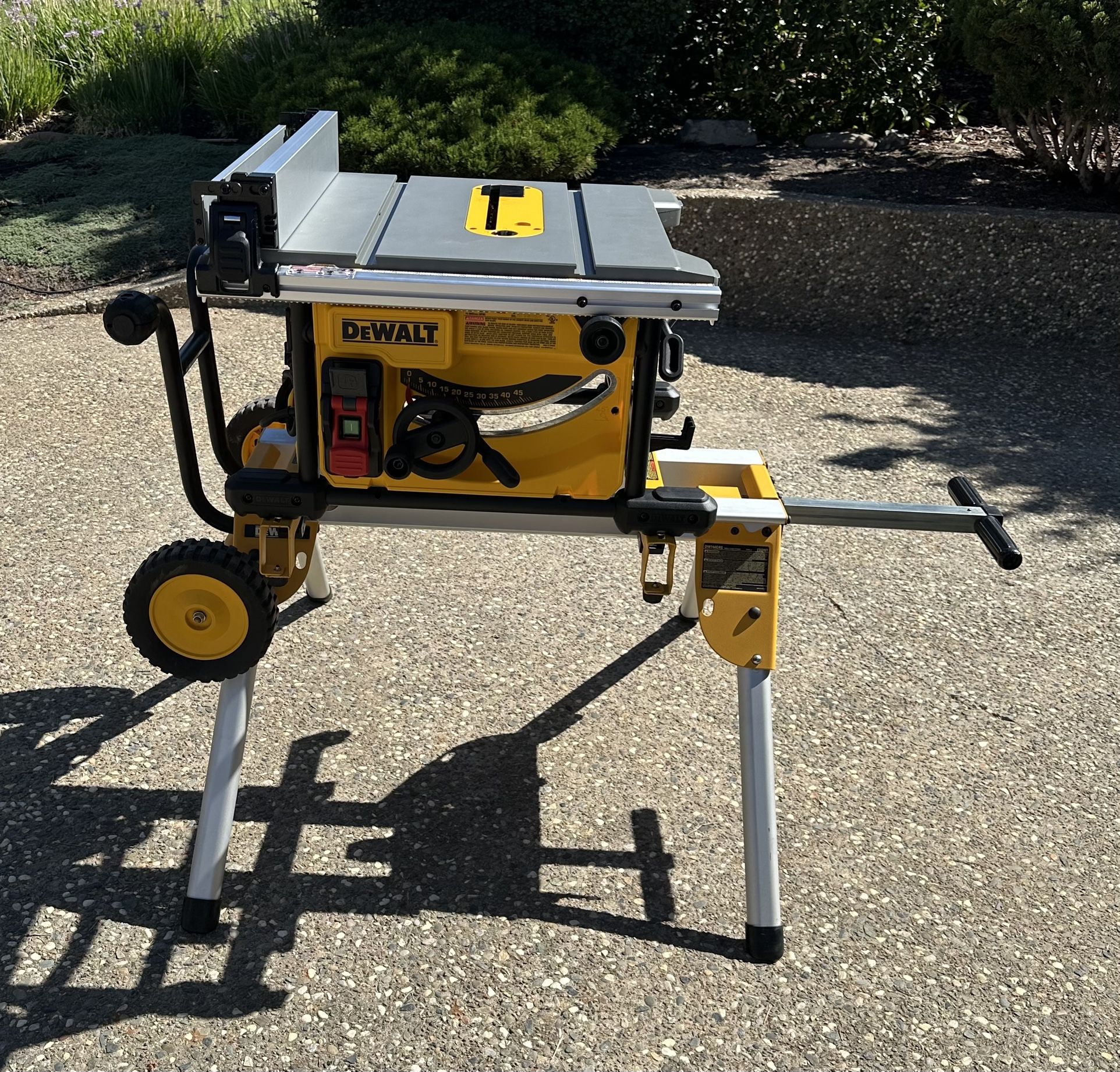 New Dewalt Table Saw and Rolling Stand