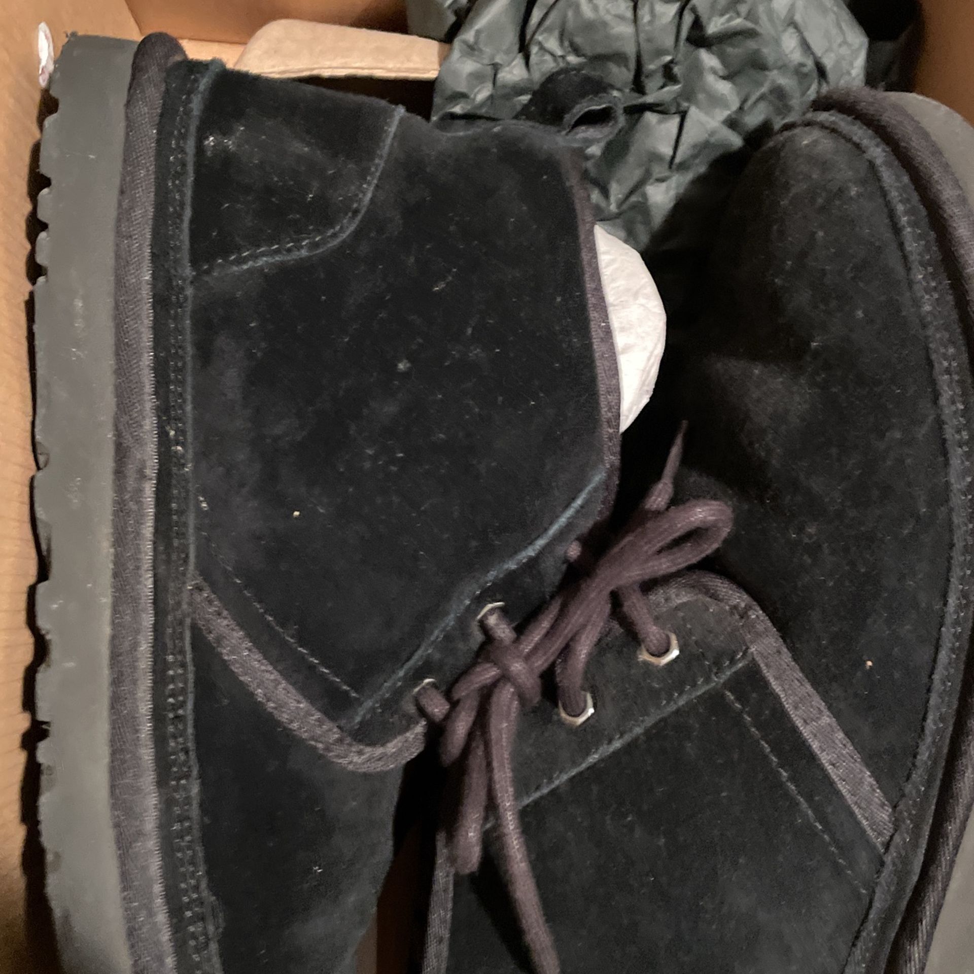 Black Uggs Size 10