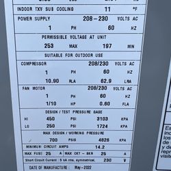CARRIER "Scratch & Dent" Central Air Conditioner  New 