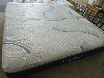 Novaform King Mattress Gel Memory Foam 14inch 🌙