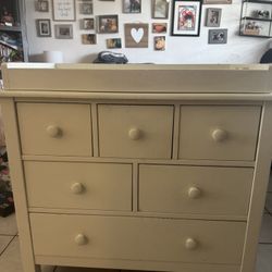 Pottery Barn Kendall changing table 