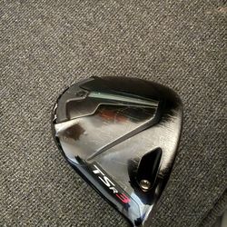Titleist TSR3 Driver