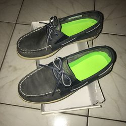 Sperrys Size 6