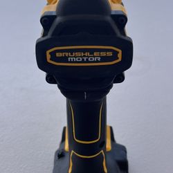 DEWALT 20V MAX XR Lithium-Ion Cordless Compact 1/2 in. Drill/Driver Kit