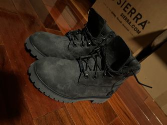 Dark navy blue suede Timberland Boots US Size 4 Boys