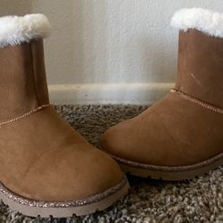 Girls Brown Fur Boots 