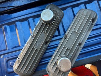 Vintage Ford Aluminum Finned Valve Covers 289 302 351W SBF Ford