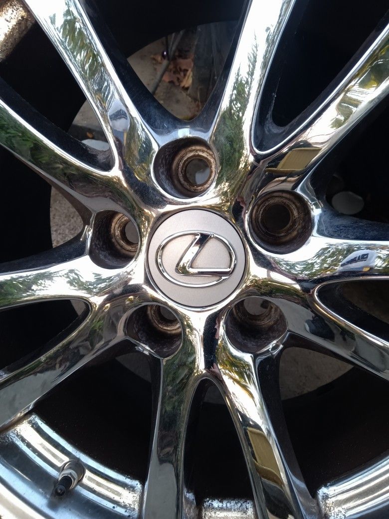 Lexus iS350 OEM 18" Chrome Finish Staggered Wheels