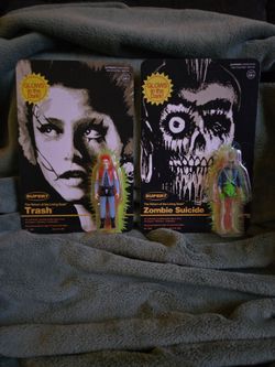 Super 7 The Return of the Living Dead