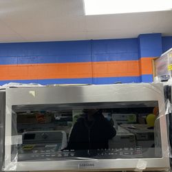  STAINLESS STEEL SAMSUNG MICROWAVE 