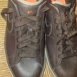 Nike 2010 Classic Sweet Leather Men's 11 Sneakers Chocolate Brown