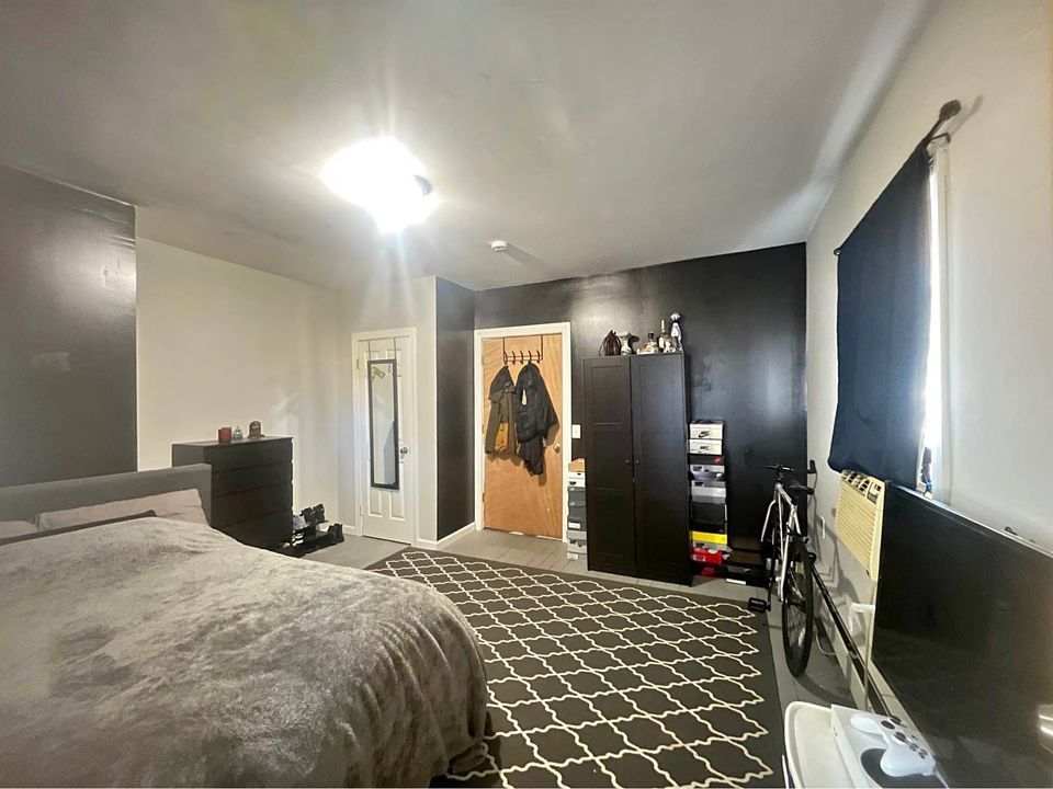 Multiple Items For Sale
