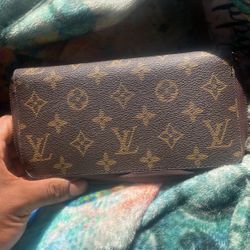 Women’s Long Wallet