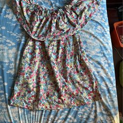 H & M Dress Size L Ruffle Floral Pockets Summer